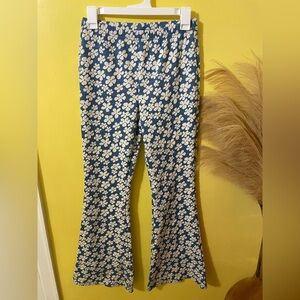 American Eagle Outfitters Blue and White Floral Pants